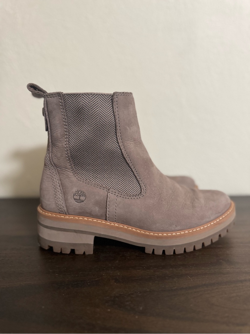 Timberland Women's Taupe Suede Chelsea Ankle Boots